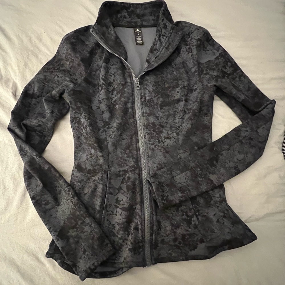 Women's Gray Zip-Up Jacket
